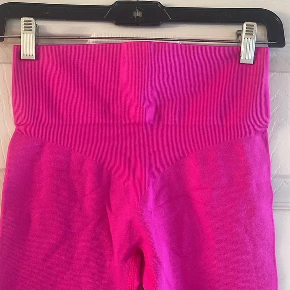 Hot pink stretch, rib pants - Picture 2 of 5